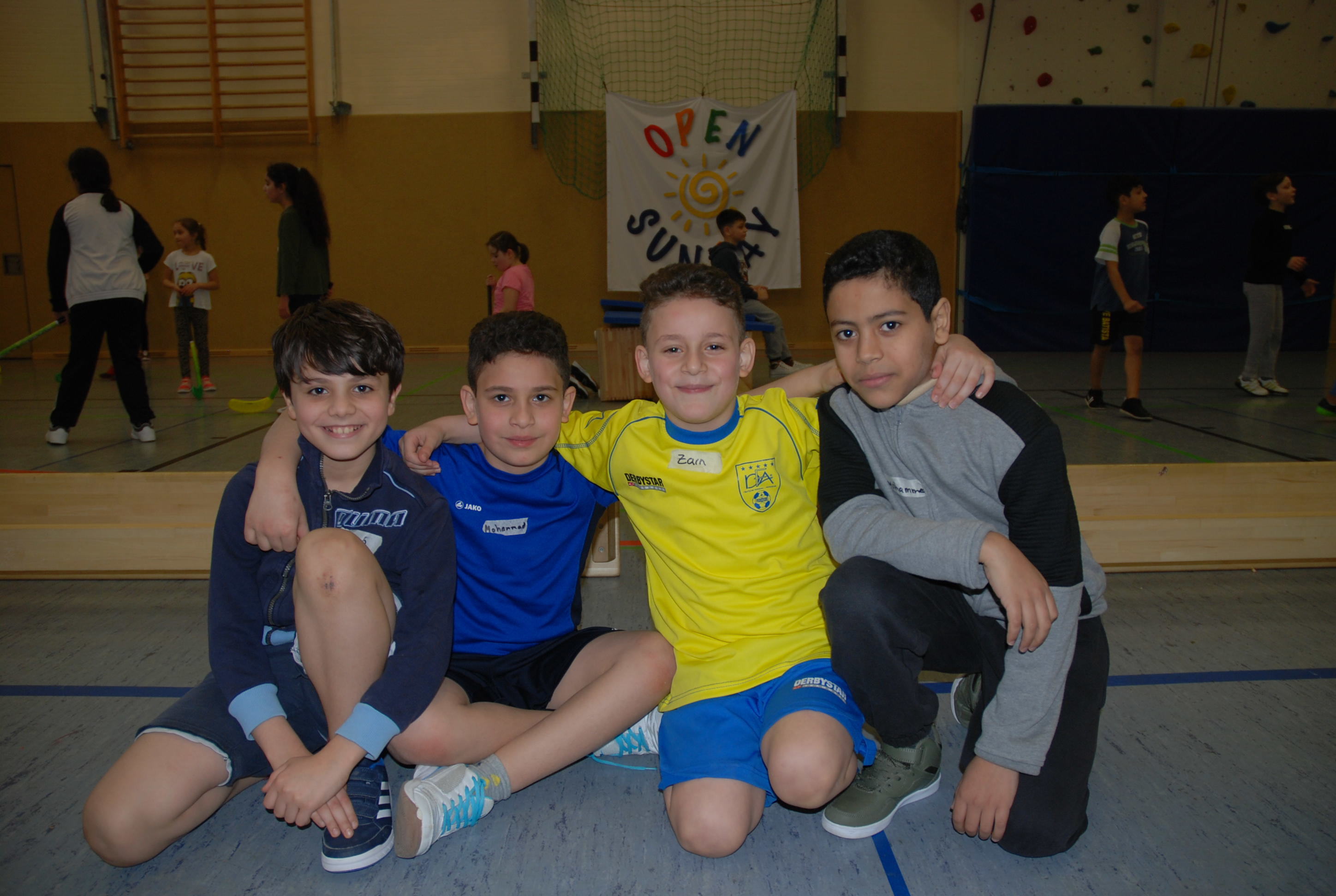 Hatten viel Spass beim Projekt "Open Sunday" in der Hüttmannschule: Zayid (9), Mohammad (9), Mohamed (11) und Zain (7).