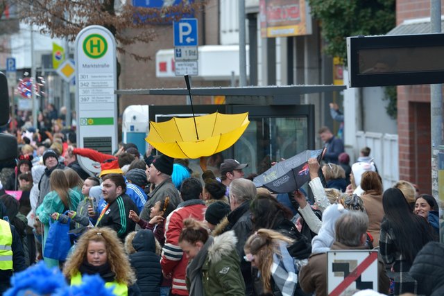 Rosenmontagsumzug in Gelsenkirchen-Erle 12.02.2018.Foto Kurt Gritzan