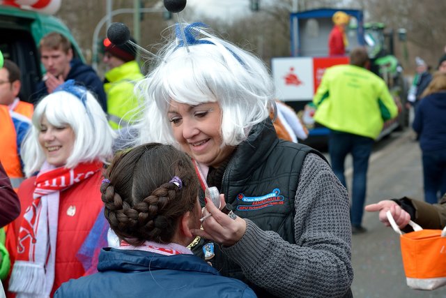 Rosenmontagsumzug in Gelsenkirchen-Erle 12.02.2018.Foto Kurt Gritzan