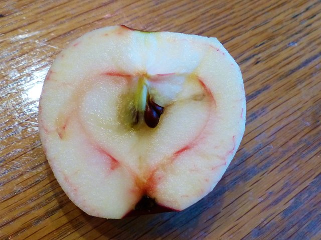 im Apfel