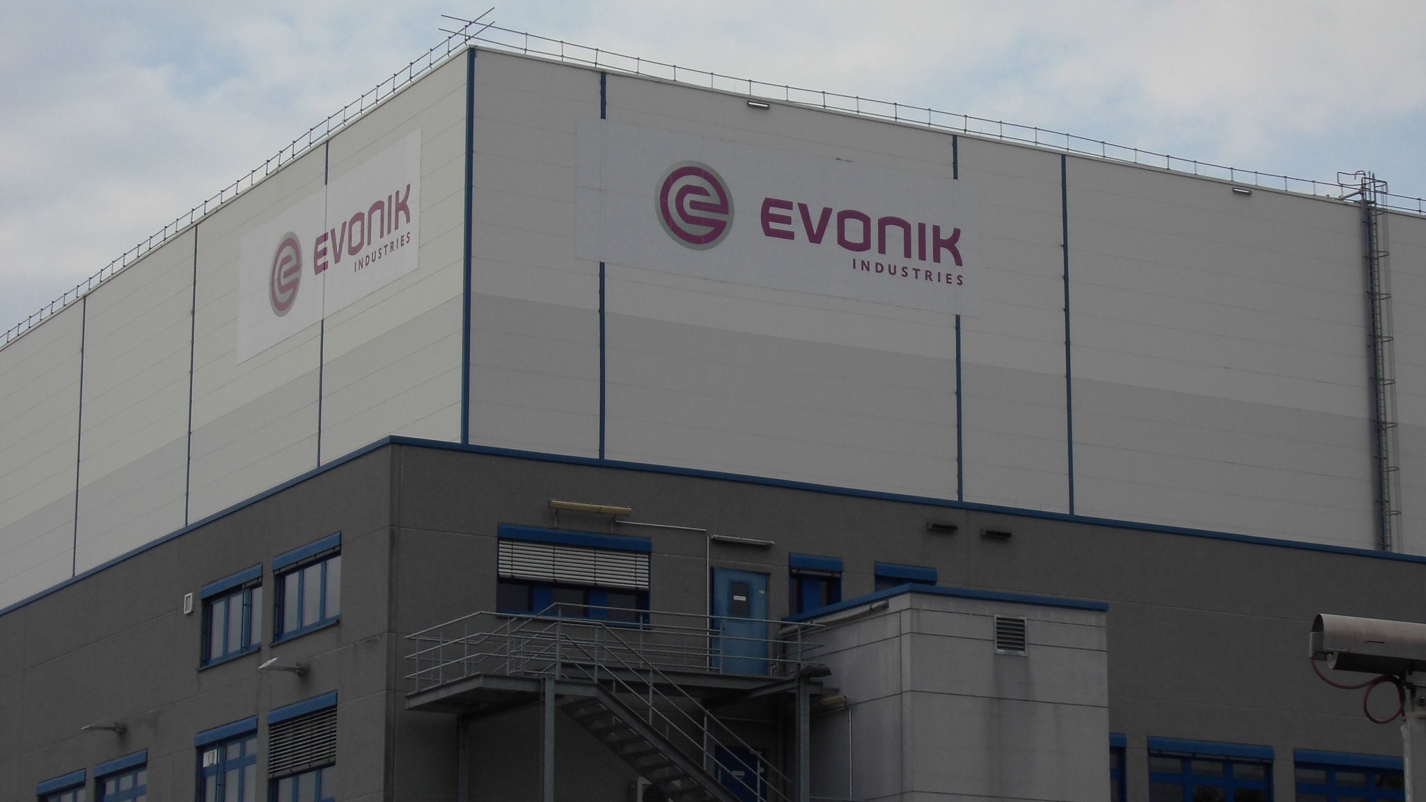 EVONIK ERÖFFNET NEUE ANLAGE FÜR POLYAMID 12-PULVER IN MARL - Marl
