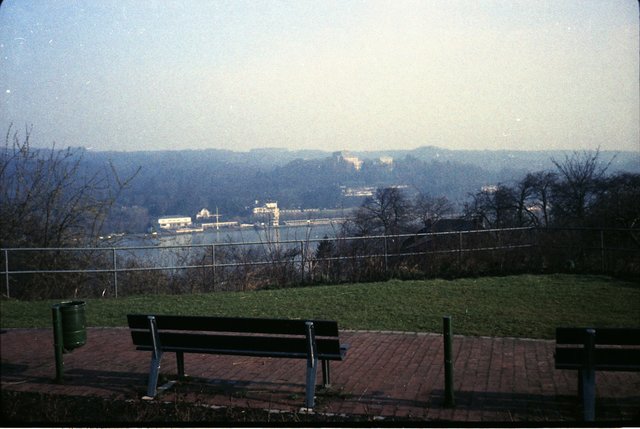 Blick von der oberen Huffmannstraße auf den See und die Villa Hügel (Ende der 50er Jahre)