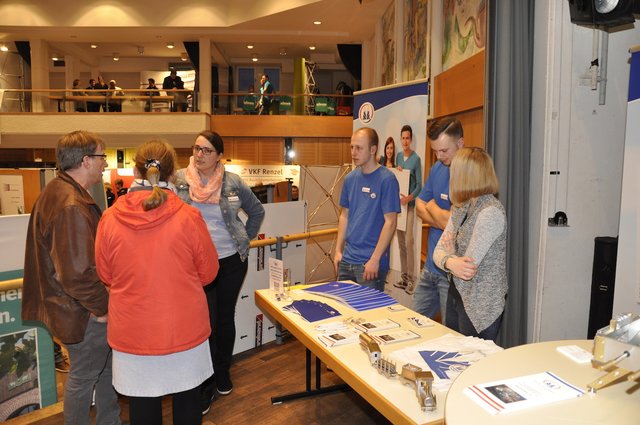 Auch die Firma Pfeiffer und Langen konnte in der Vergangenheit einige Auszubildenden in Rees finden. 
(Foto: Dirk Kleinwegen)
