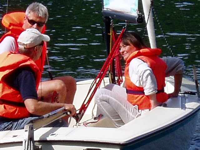 Ausbilder Heinrich W. Schmitz gibt die Kommandos.