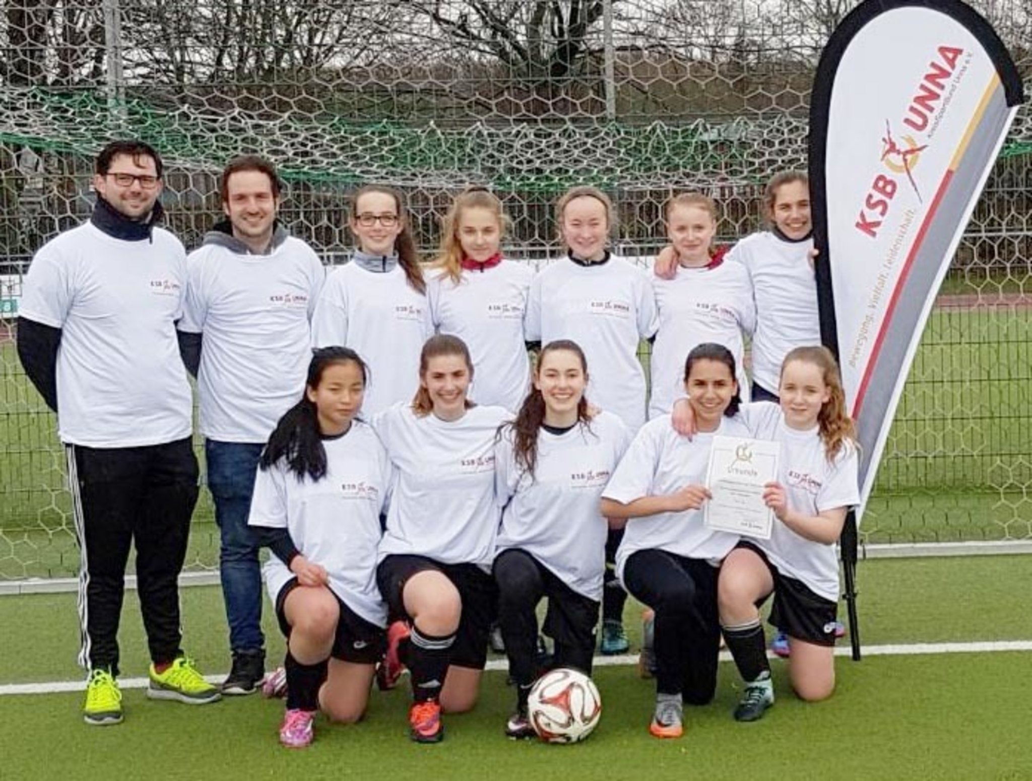 Fußball Mädchen vom FreiherrvomSteinGymnasium in Lünen