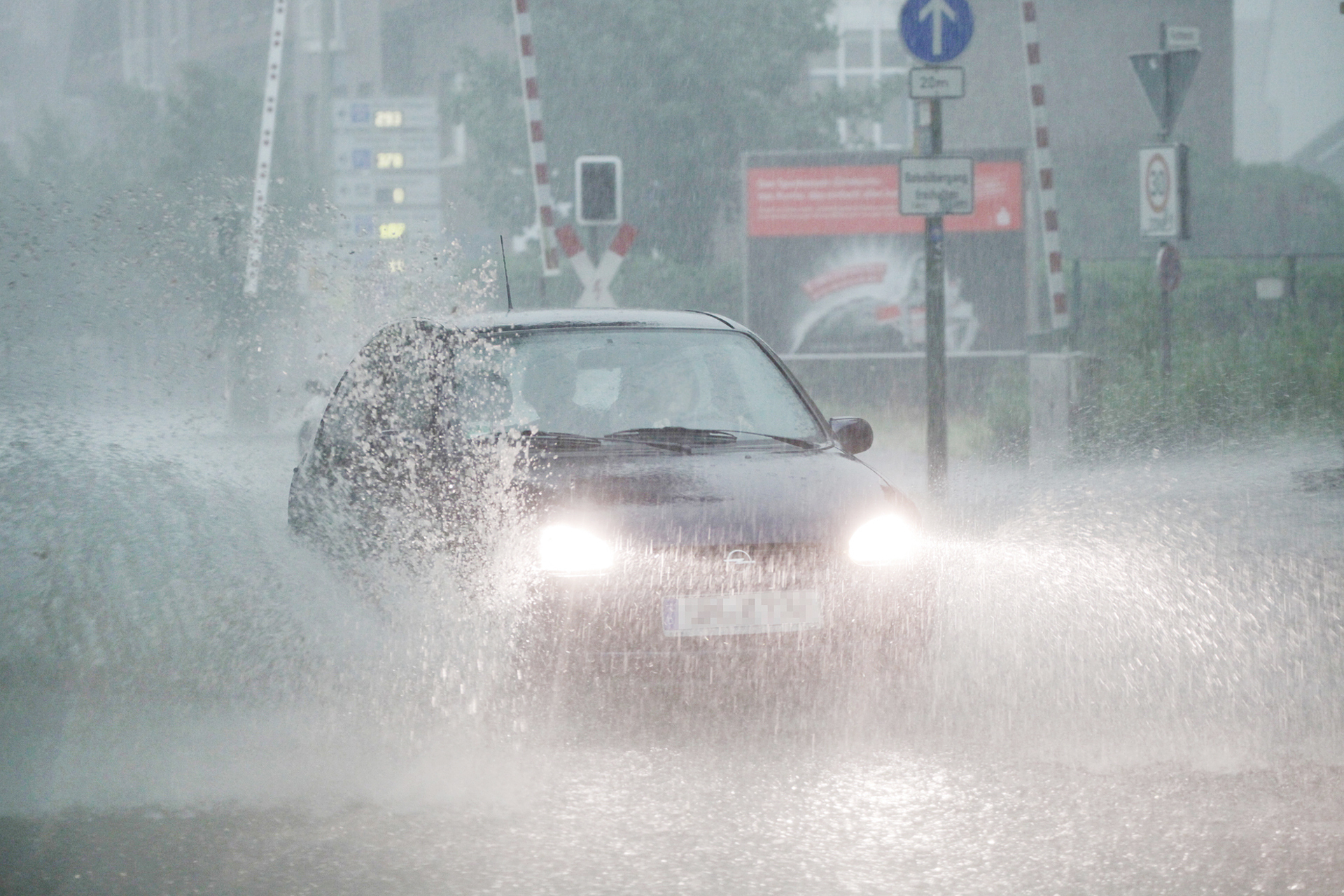Unwetter mit heftigen Regenfällen fluteten in den letzten Wochen einige Keller.