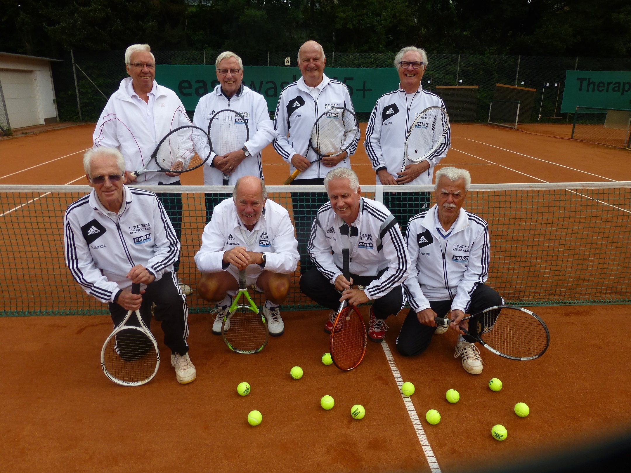 hinten ls.: Hans Arnst, Herbert Nickel, Ulrich Strenger, Horst-Günther Ostholt vorne ls.: Werner Gasenzer, Winfried Rossnagel, Wilfried Rocker, Herbet Nickel.