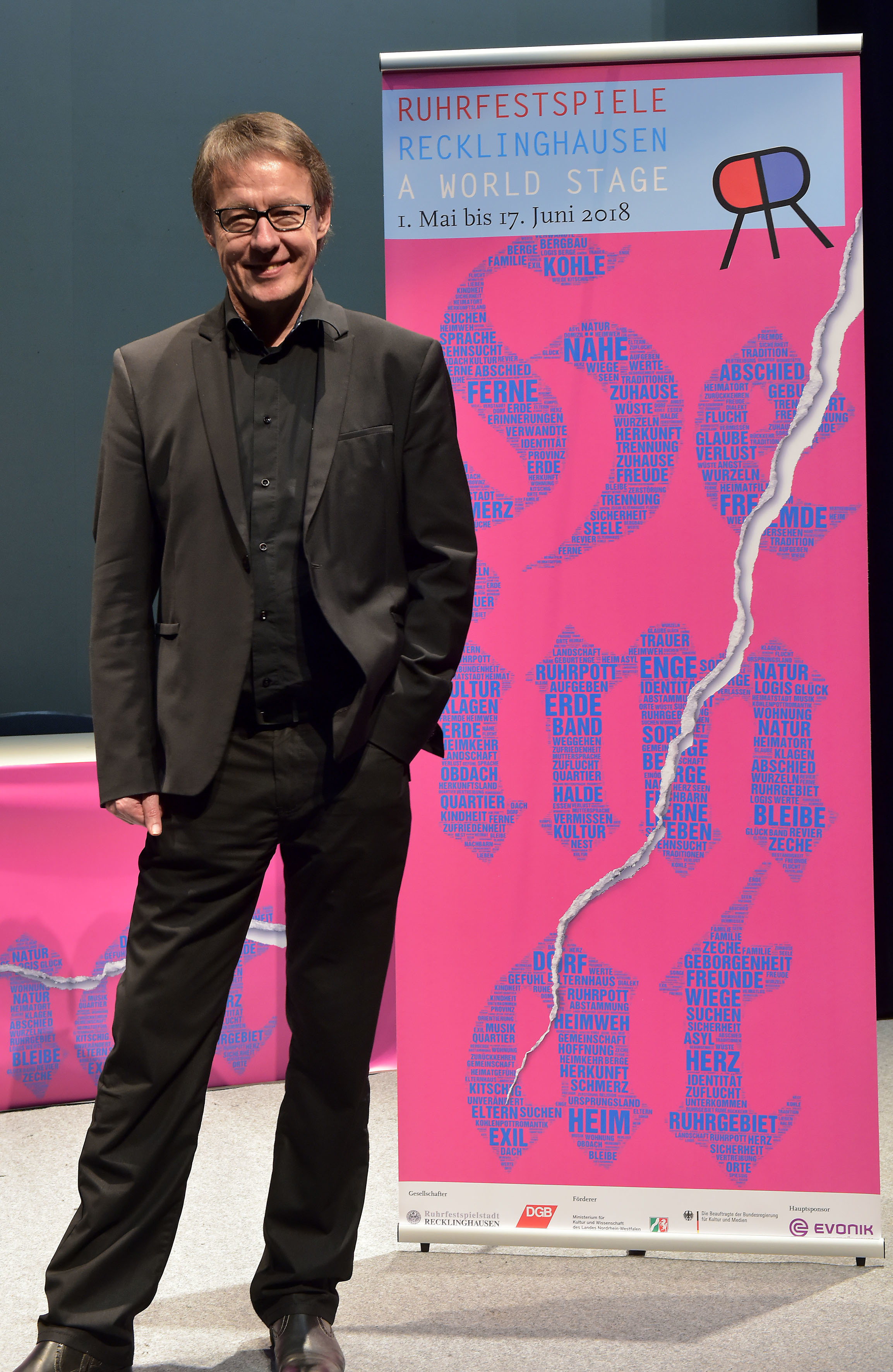 Keiner war erfolgreicher als Intendant der Ruhrfestspiele in ihrem 72-jährigem Bestehen als Frank Hoffmann. 2018 wurde er zum Vestischen Ehrenbürger ernannt.