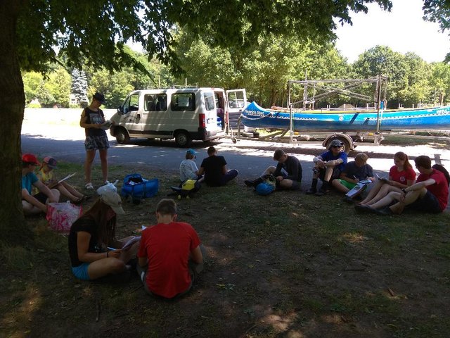 Warten im Schatten