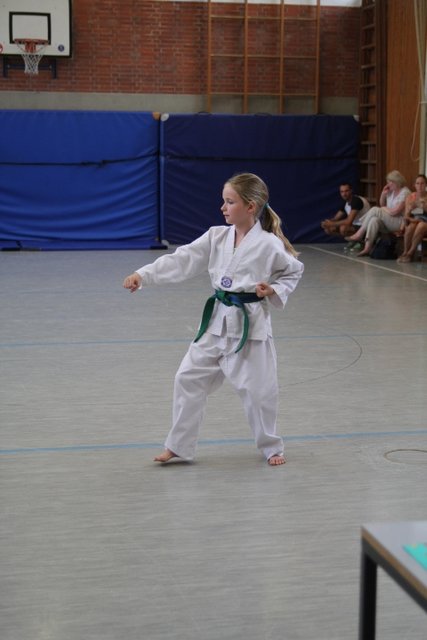 Clara beim Formenlauf