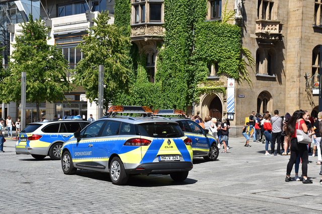 Zunächst war der "Auftritt" auf dem Friedrich-Ebert-Platz angekündigt worden.