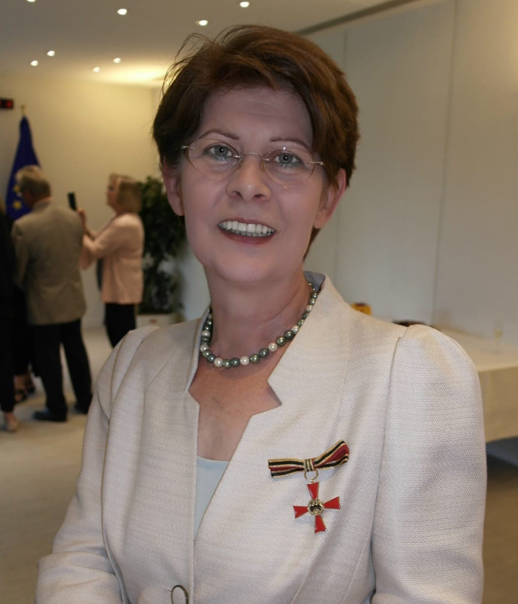 Renate Sommer wurde nun mit dem Verdienstkreuz am Bande ausgezeichnet.