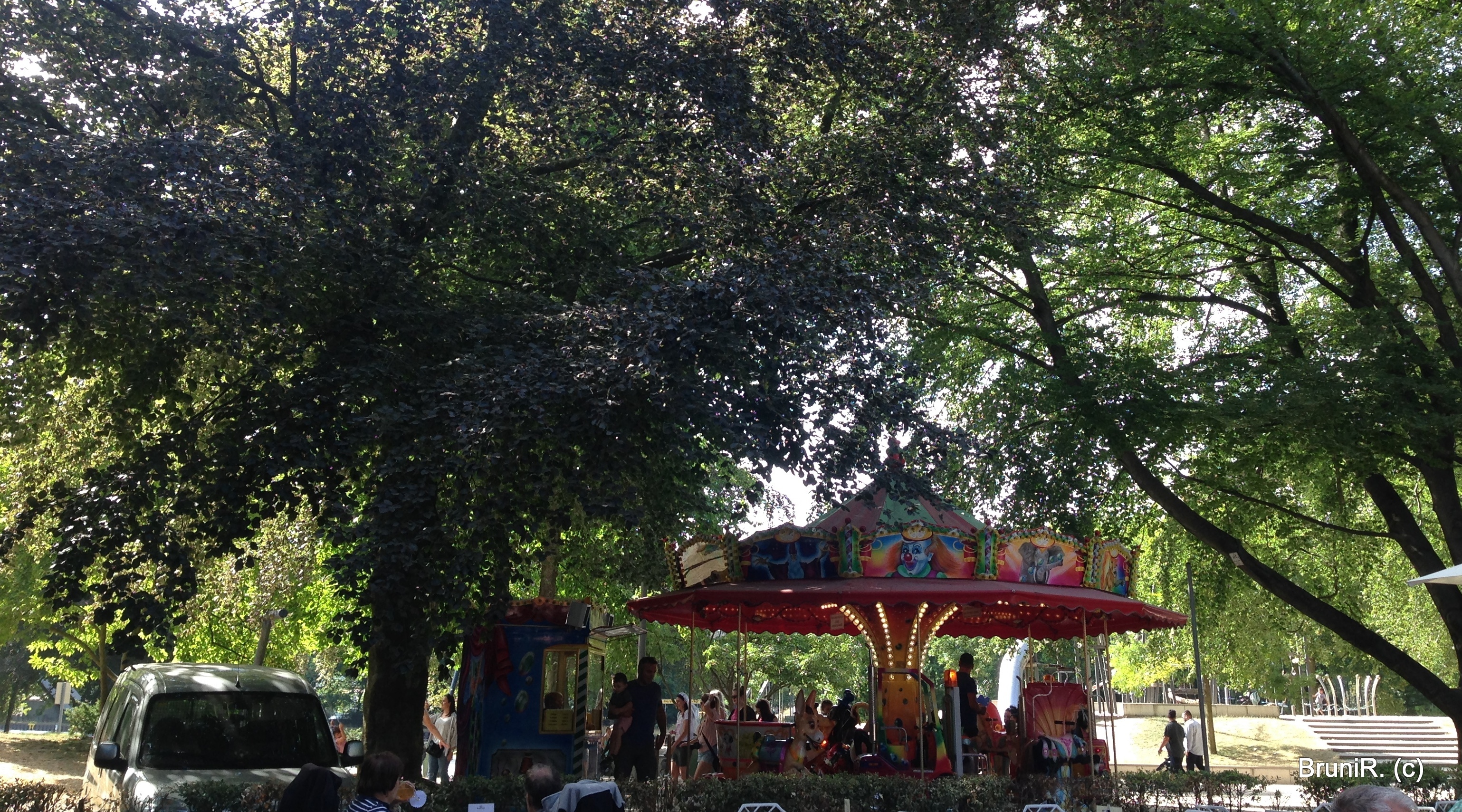 Im Kaisergarten wurde zusammen gesessen!