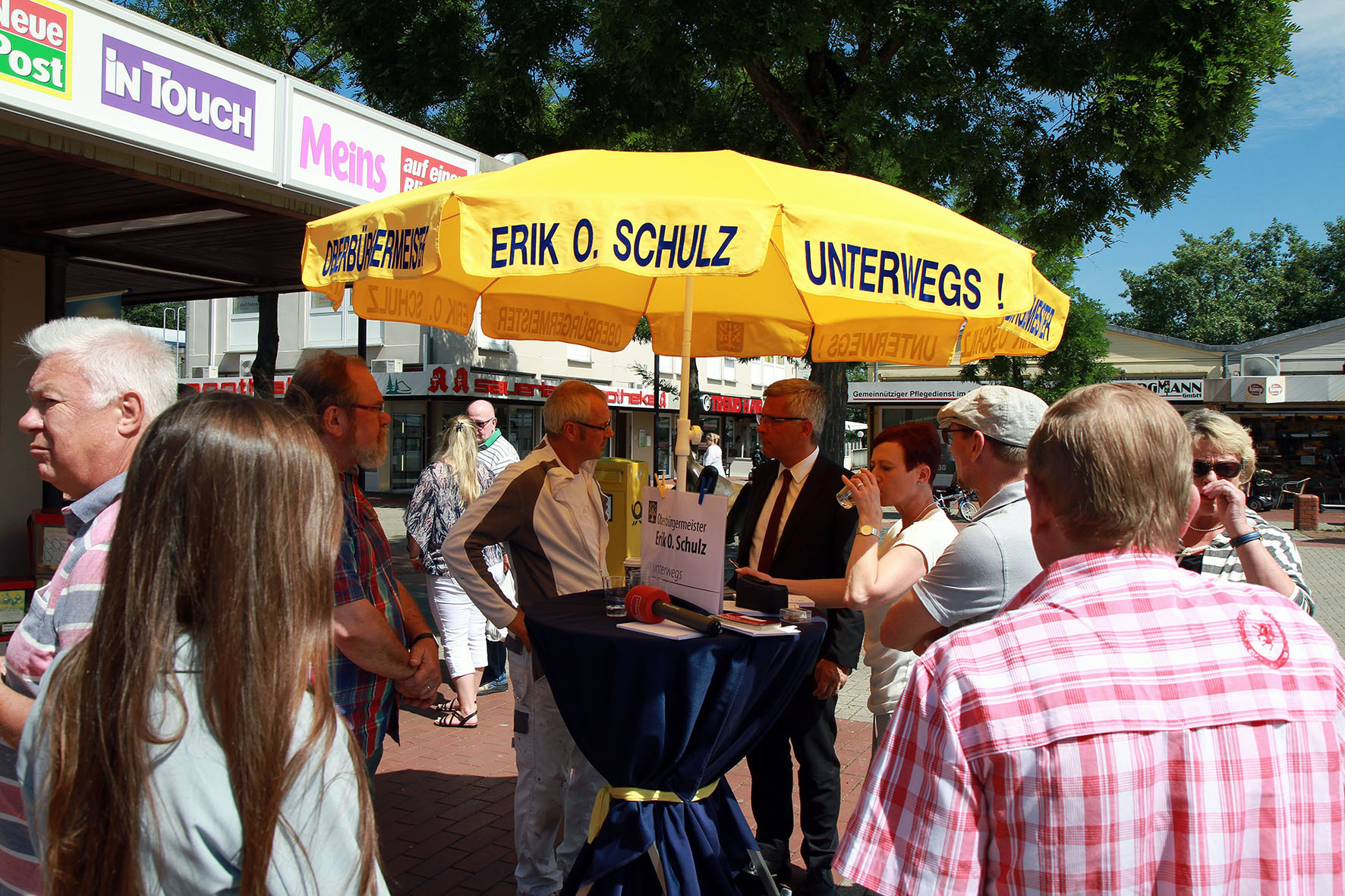 Zum Bild:
Oberbürgermeister Erik O. Schulz freut sich wieder auf viele anregende Gespräche im Laufe seiner mittlerweile vierten Sommertour durchs Hagener Stadtgebiet.