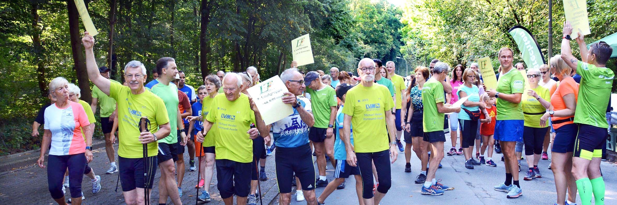 Rund 100 Teilnehmer/innen starteten am Sportplatz Grävingholz zum bereits 11. Evinger Volkslauf.