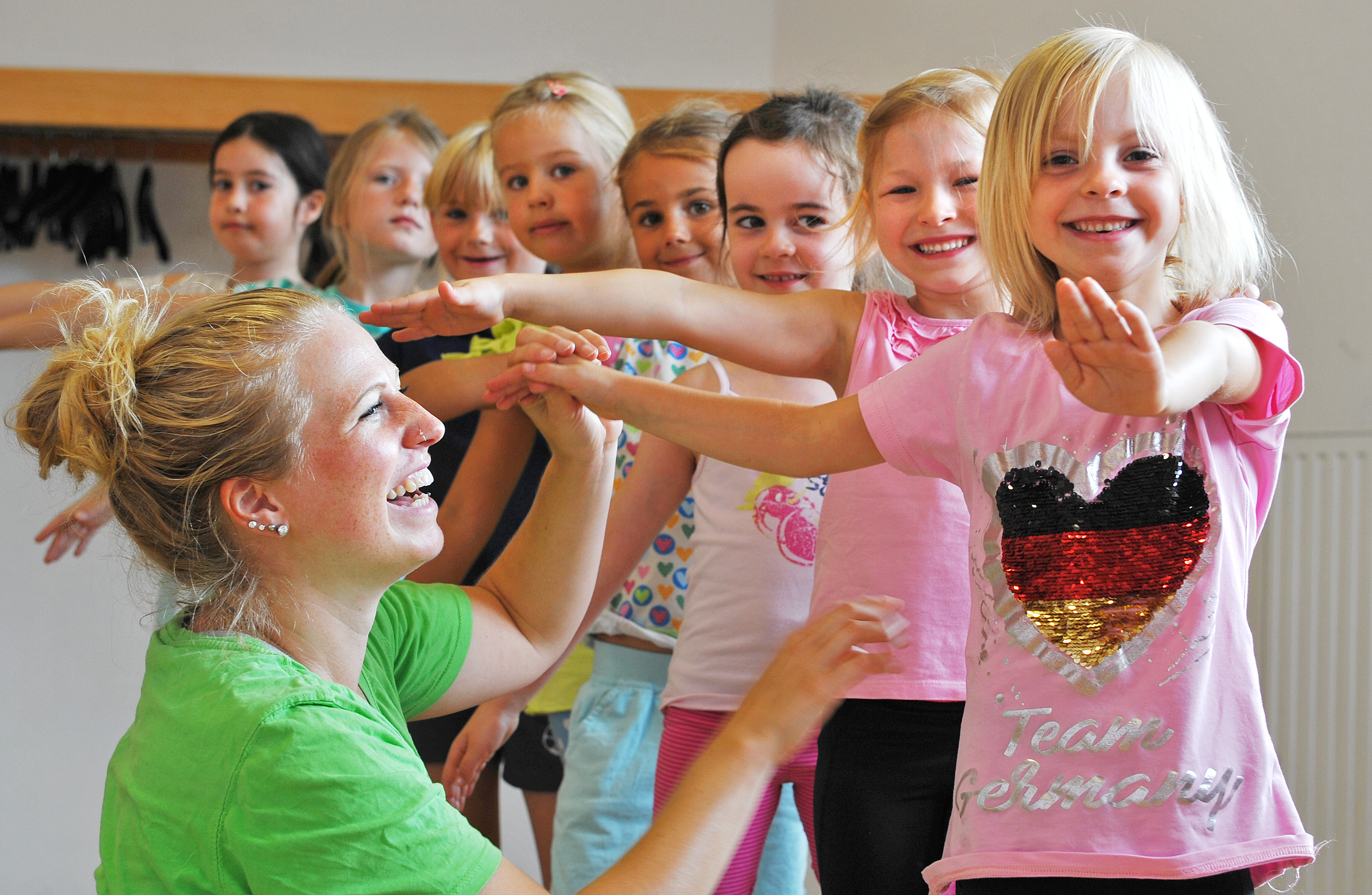 Als einer der angesagtesten Tanzstile steht bei der SGL natürlich auch Hip-Hop auf dem Plan. Im Mittelpunkt stehen insbesondere Isolationsübungen sowie das Einstudieren einer Choreographie. Aber auch Improvisation und freie Bewegungen sind wichtig.