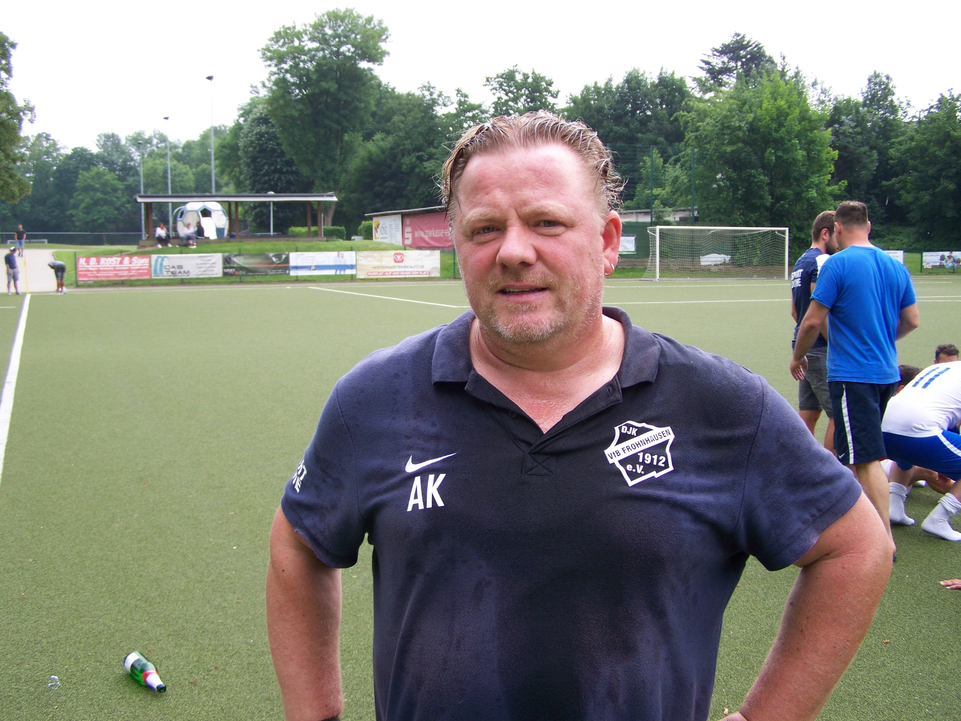 Trainer Andreas Kniel, Trainer der 3. Mannschaft von VfB Frohnhausen, 52 Jahre alt, seit 1982 beim VfB, verheiratet, 2 Kinder, Hobbies: Garten, Urlaub, Hund (Photo Marx)