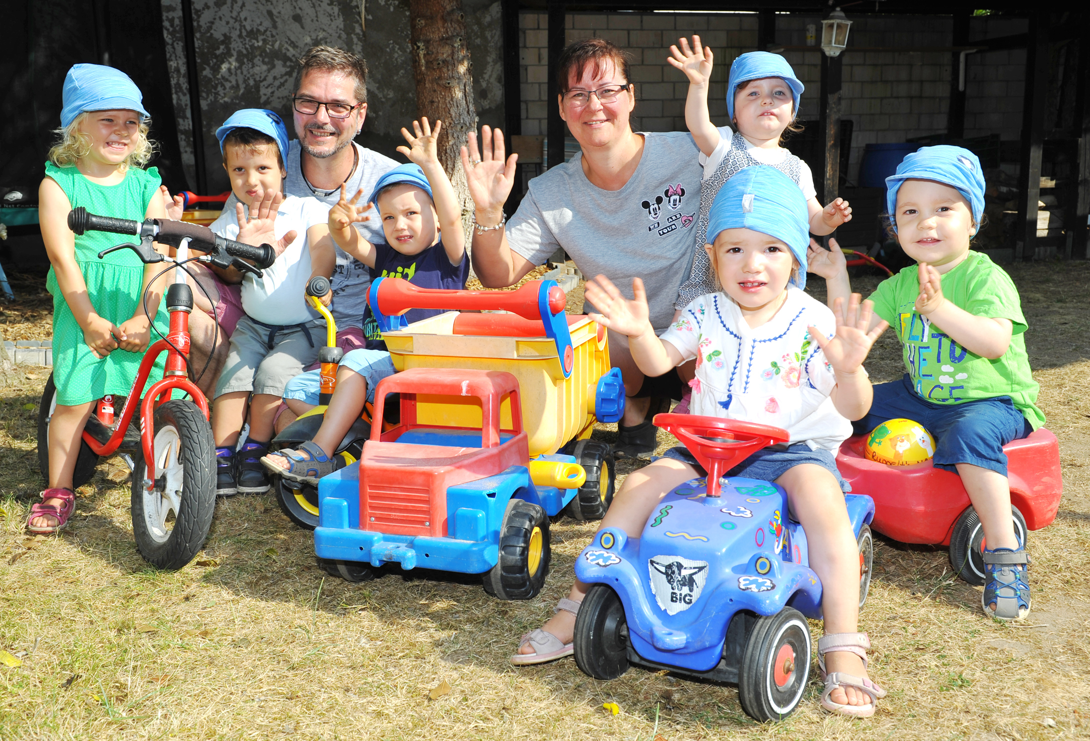 Torsten und Diana Ruppelt mit ihren Mäusenest-Kindern.