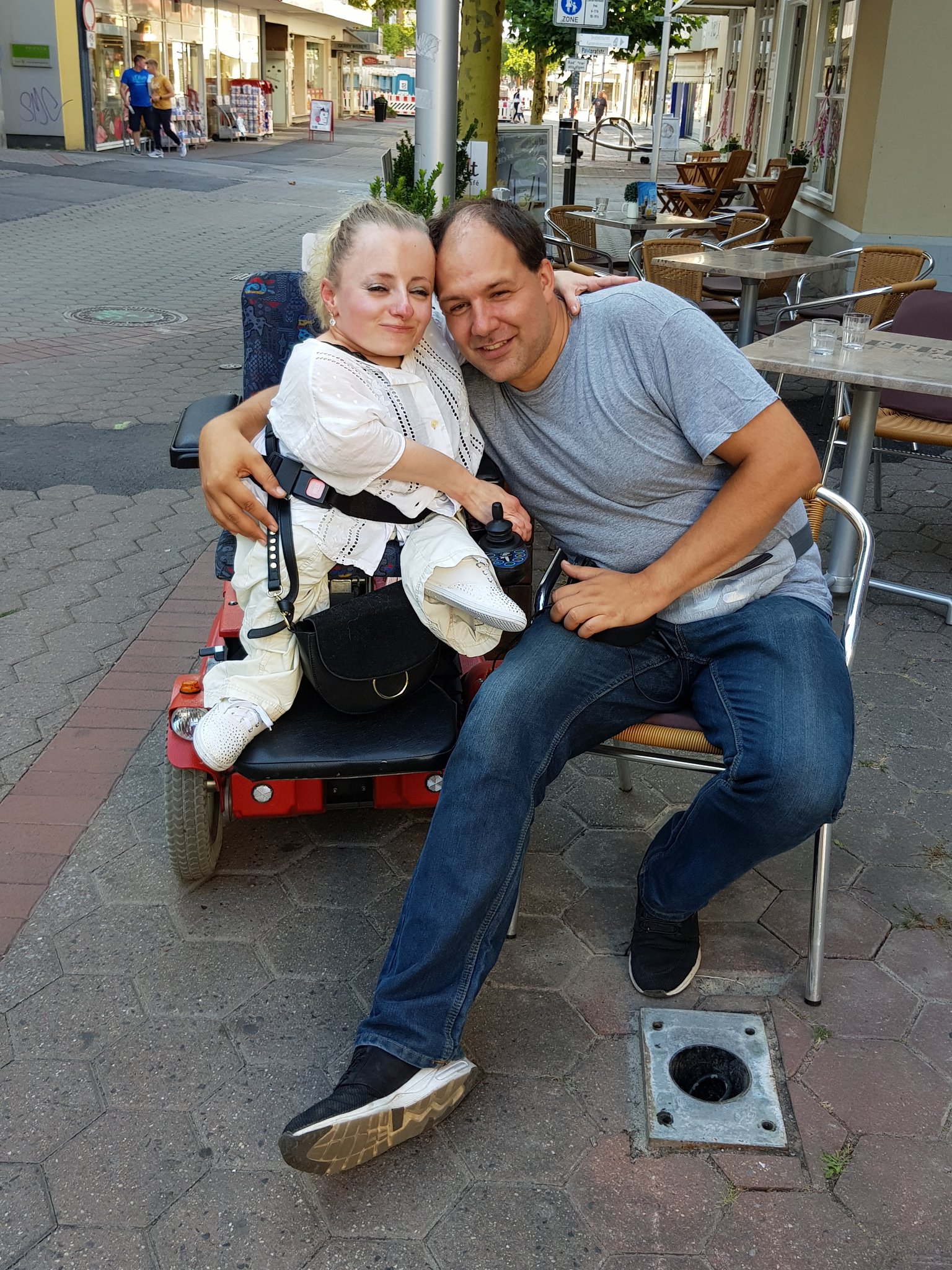Sandra und ToBi die Partyrakete Menden (Sauerland) Sandra und ToBi die Partyrakete Menden (Sauerland)