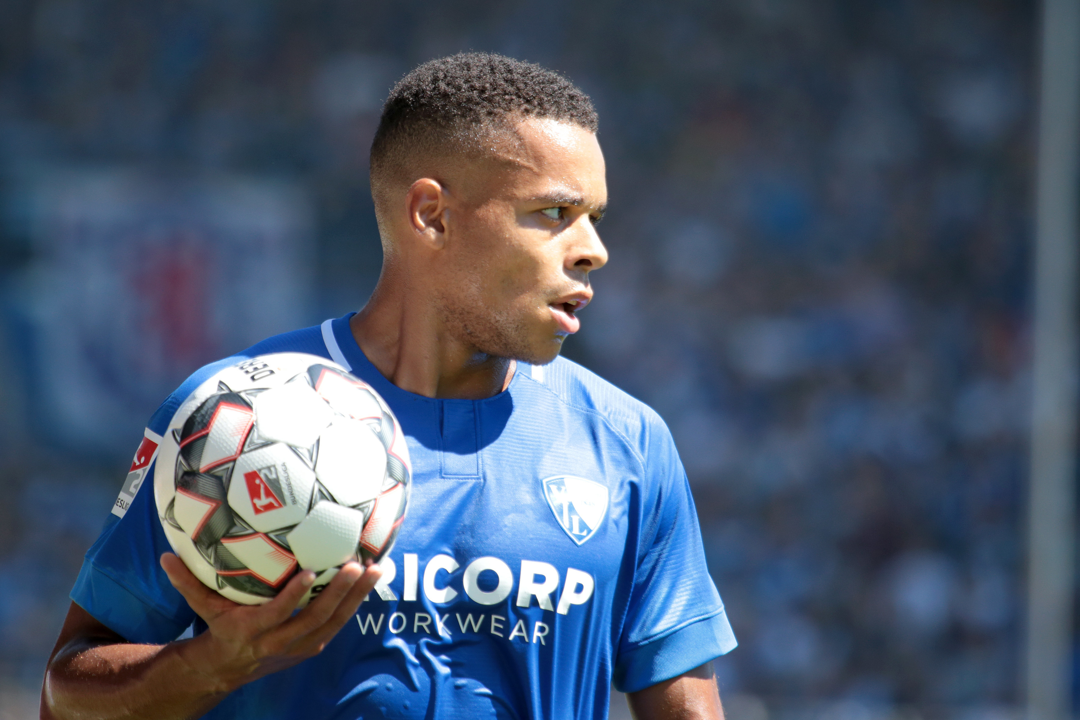 Jan Gyamerah konnte sich im internen Zweikampf gegen Stefano Celozzi durchsetzen und bekam gegen Köln den Vorzug vor dem Kapitän des VfL Bochum. Foto: Molatta
