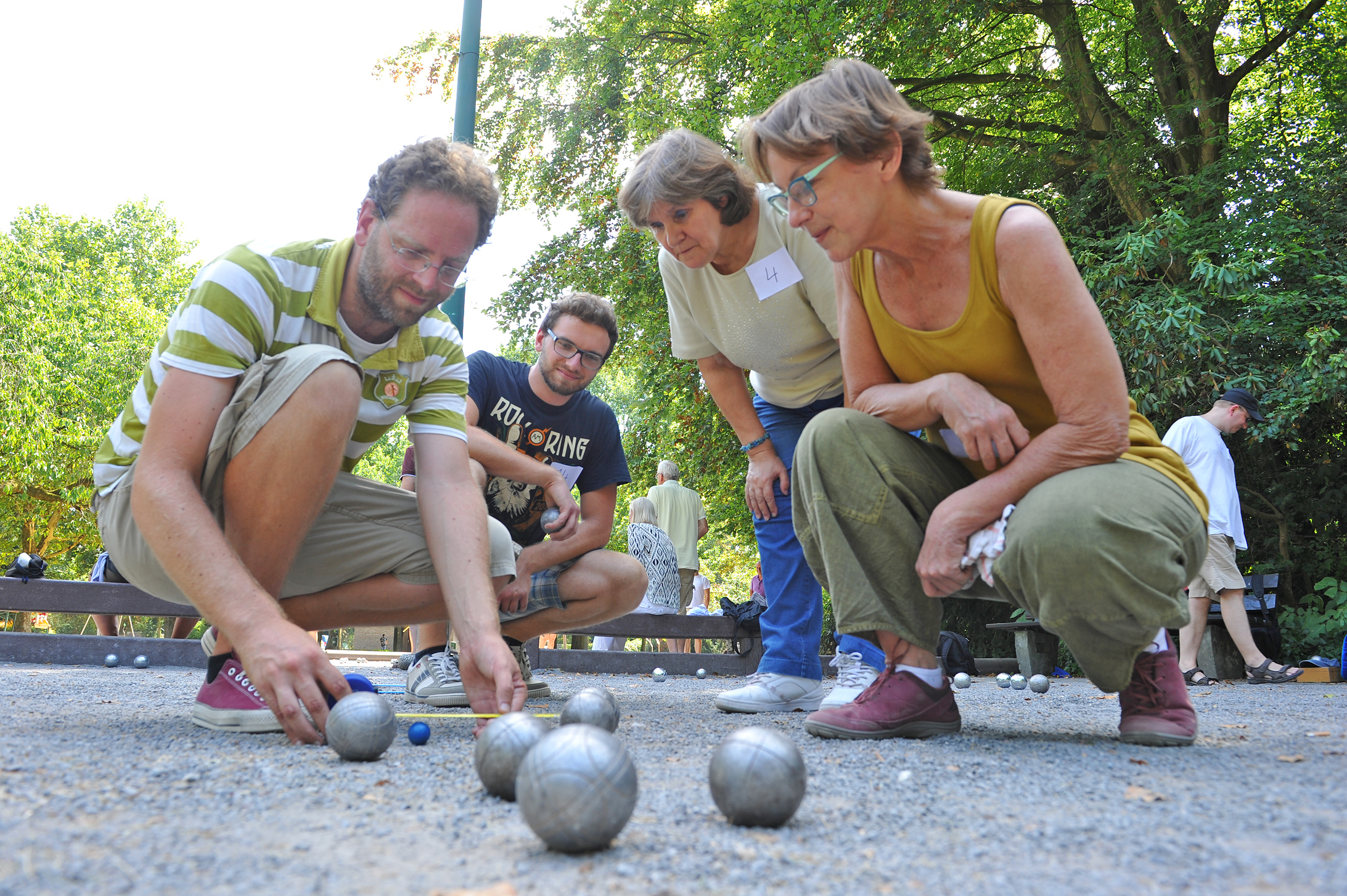 Dominique Tollkötter, Andreas Tollkötter, Renate Odenthal und Susanne Kröll im Wettstreit um die beste Platzierung.
