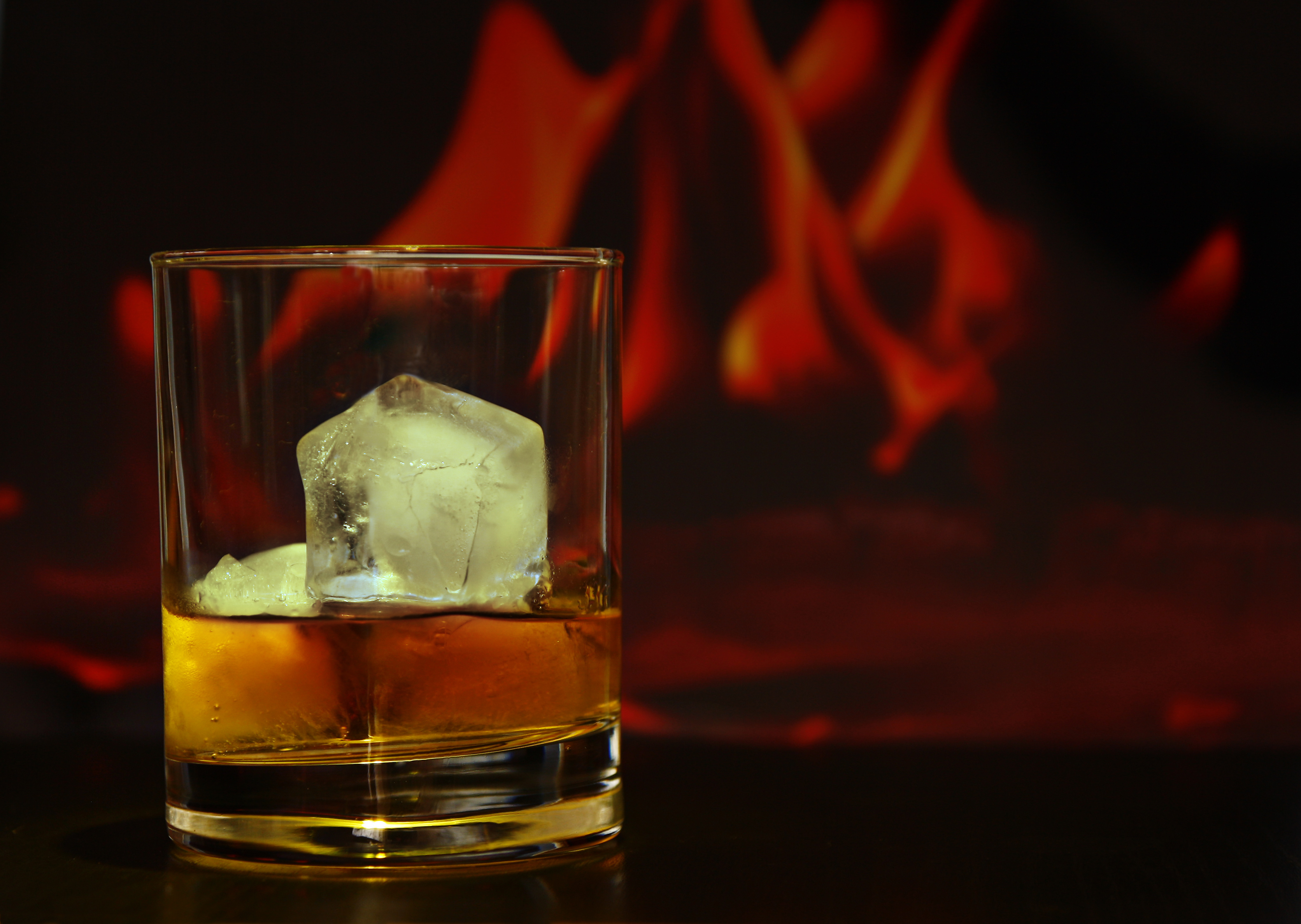 Die VHS Waltrop bietet ein Whisky-Seminar mit Verkostung an.