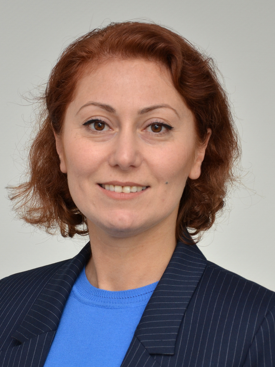 Pflegeberaterin Gülay Offele von der Pflege- und Wohnberatung berät über das Pflegezeitgesetz und Familienpflegezeitgesetz