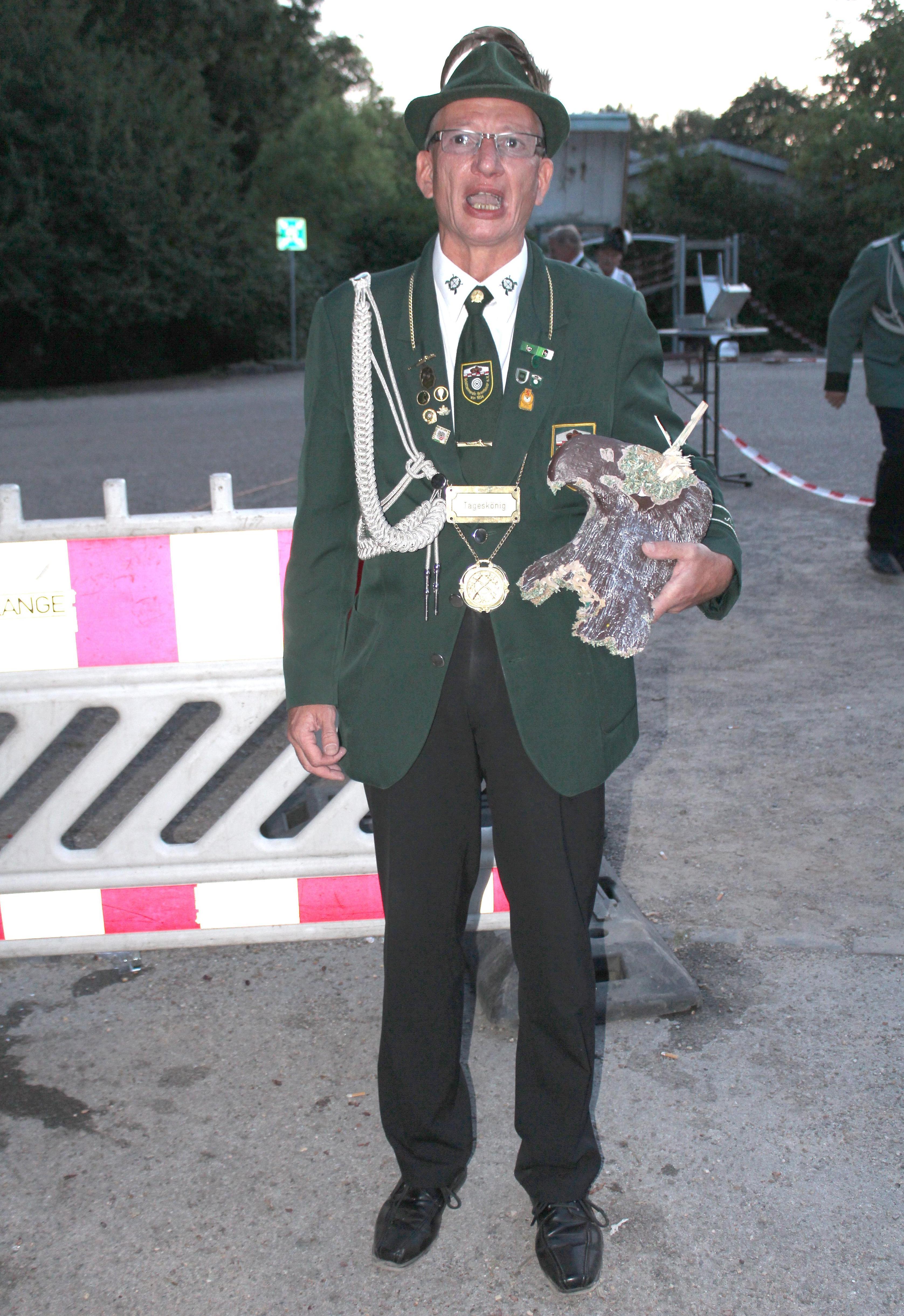 Jörg Schriegel, ist neuer Eintagskönig von Do-Kemminghausen. Fotos: Werner Gärtner