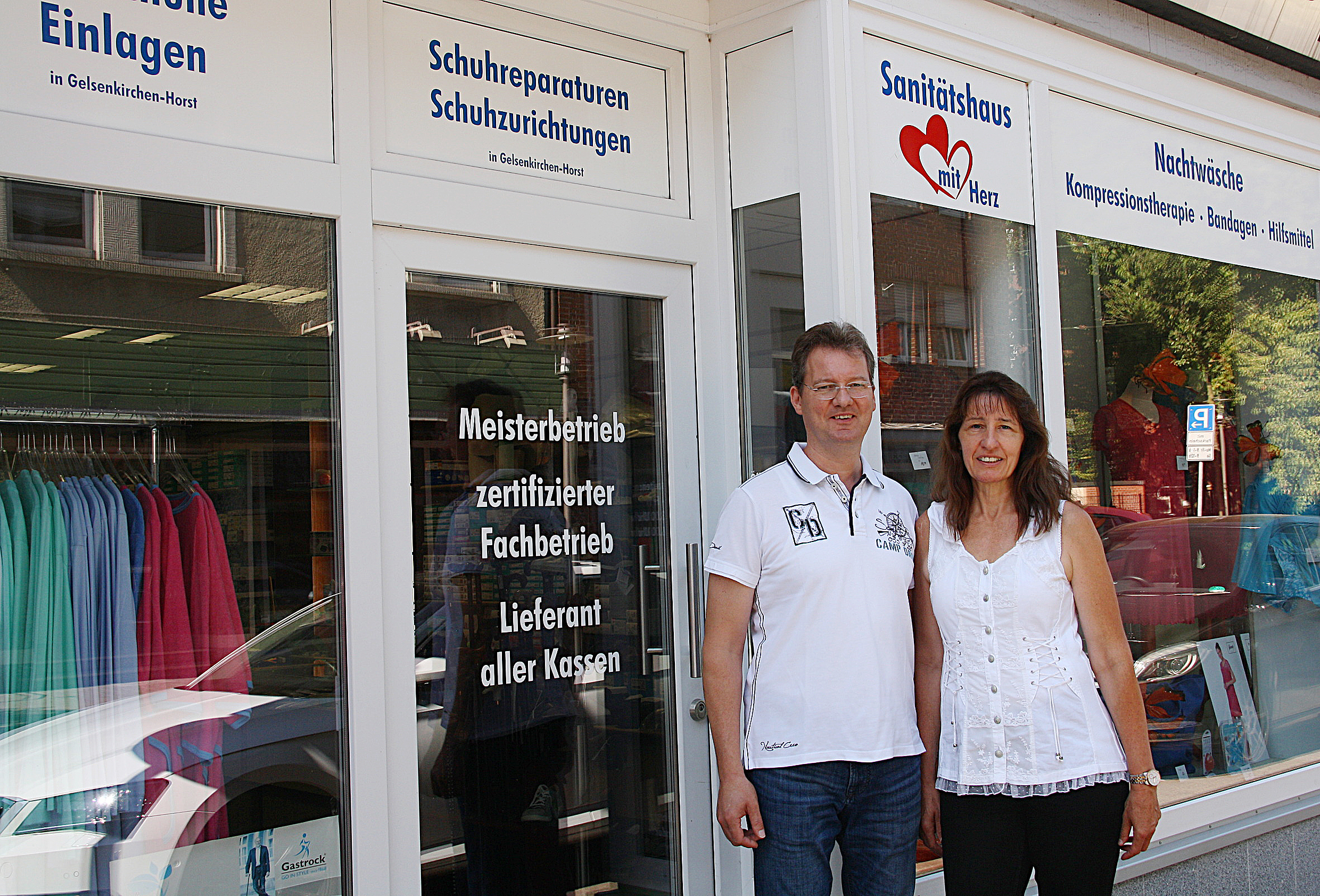 Christine und Robert Kadur führen das „Sanitätshaus mit Herz“ an der Rentforter Straße 7 in Gladbeck-Mitte.