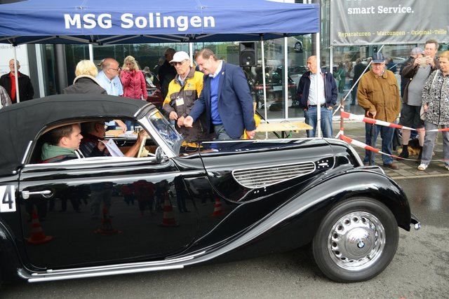 BMW 327 Sport Cabrio (1938)