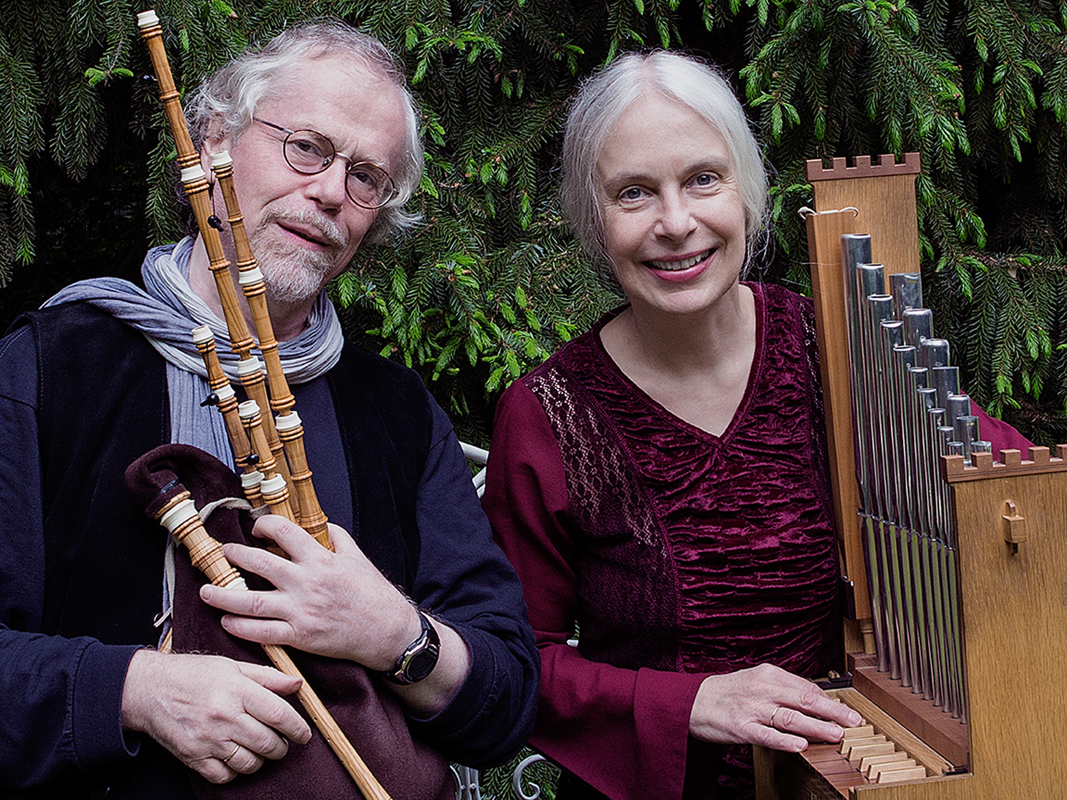 Das Duo Pipes & Rddes: Claus und Ulrike von Weiß haben schon in etlichen Ensembles ihr Können unter Beweis gestellt.