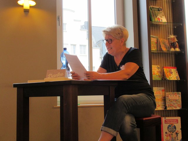 Mittwoch ist Lesetag - Krimiautorin Heidrun Bücker liest aus ihrem neusten Buch