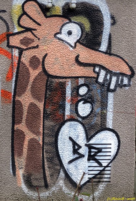 Graffiti - Das Bild gehört eigentlich in die Wartezimmer von Kieferorthopäden! :-)