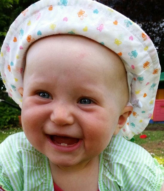 Hurra, die ersten Zähnchen sind da