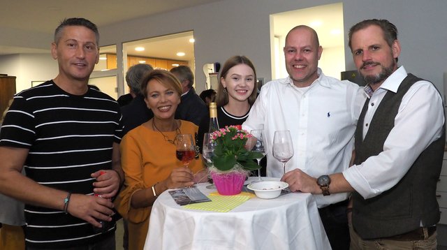 Bitte Lächeln! Im Dentallabor Stöckmann & Partner war das Lächeln besonders breit. | Foto: Debus-Gohl