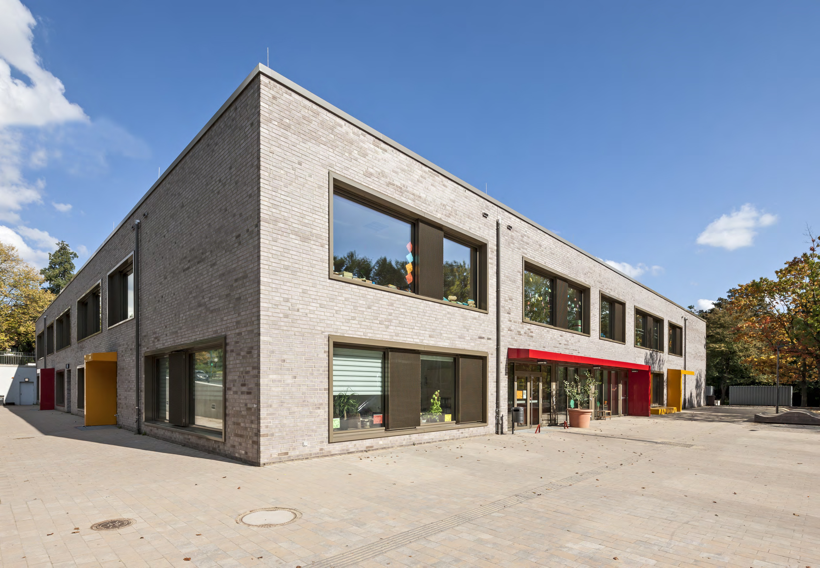 Das Haus des Lernens in Essen-Haarzopf wurde als Schulneubau mit elf weiteren Schulen in NRW ausgezeichnet. Foto: Johannes Schmersahl