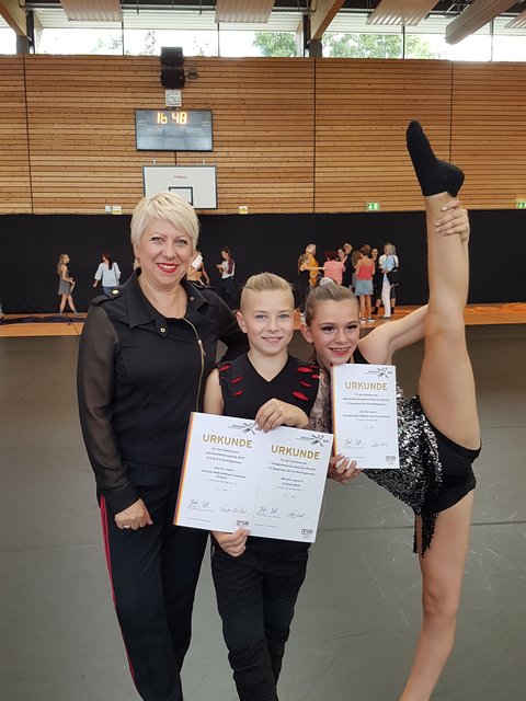 Christian und Miriam mit ihrer Trainerin Ljalja Horn Ivanisenko.