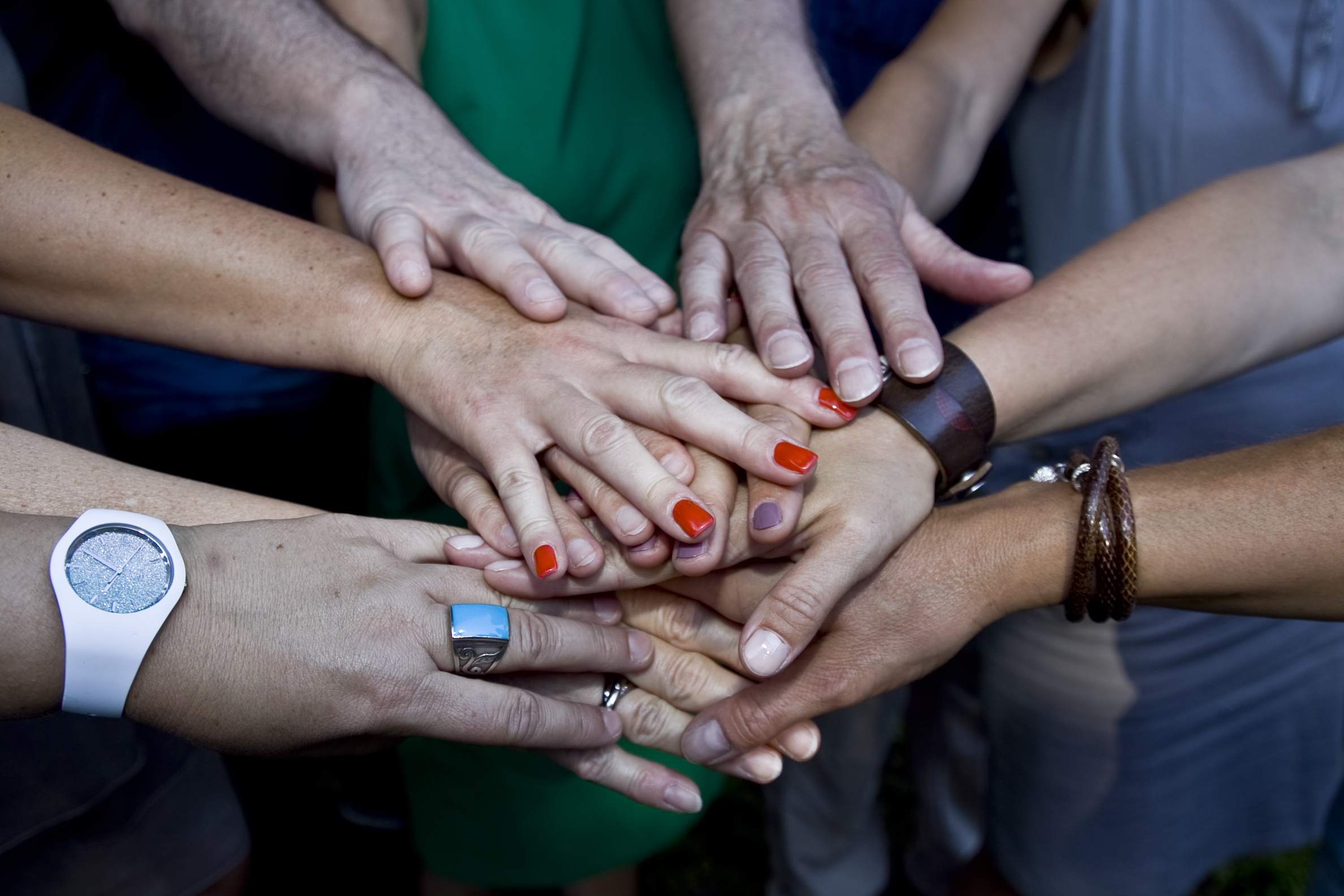 Hand in Hand an der Seite der Familien: Das macht der Ambulante Kinder- und Jugendhospizdienst.