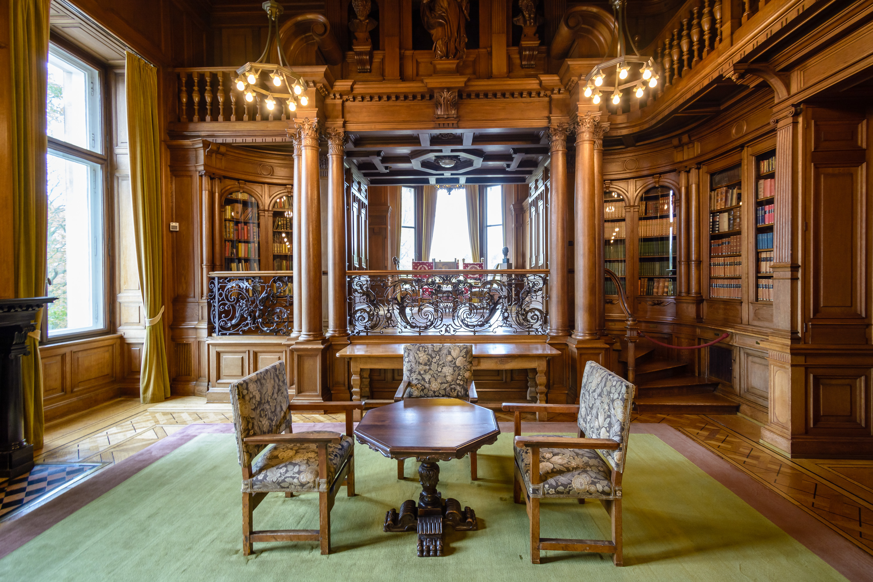 In der Villa Hügel.