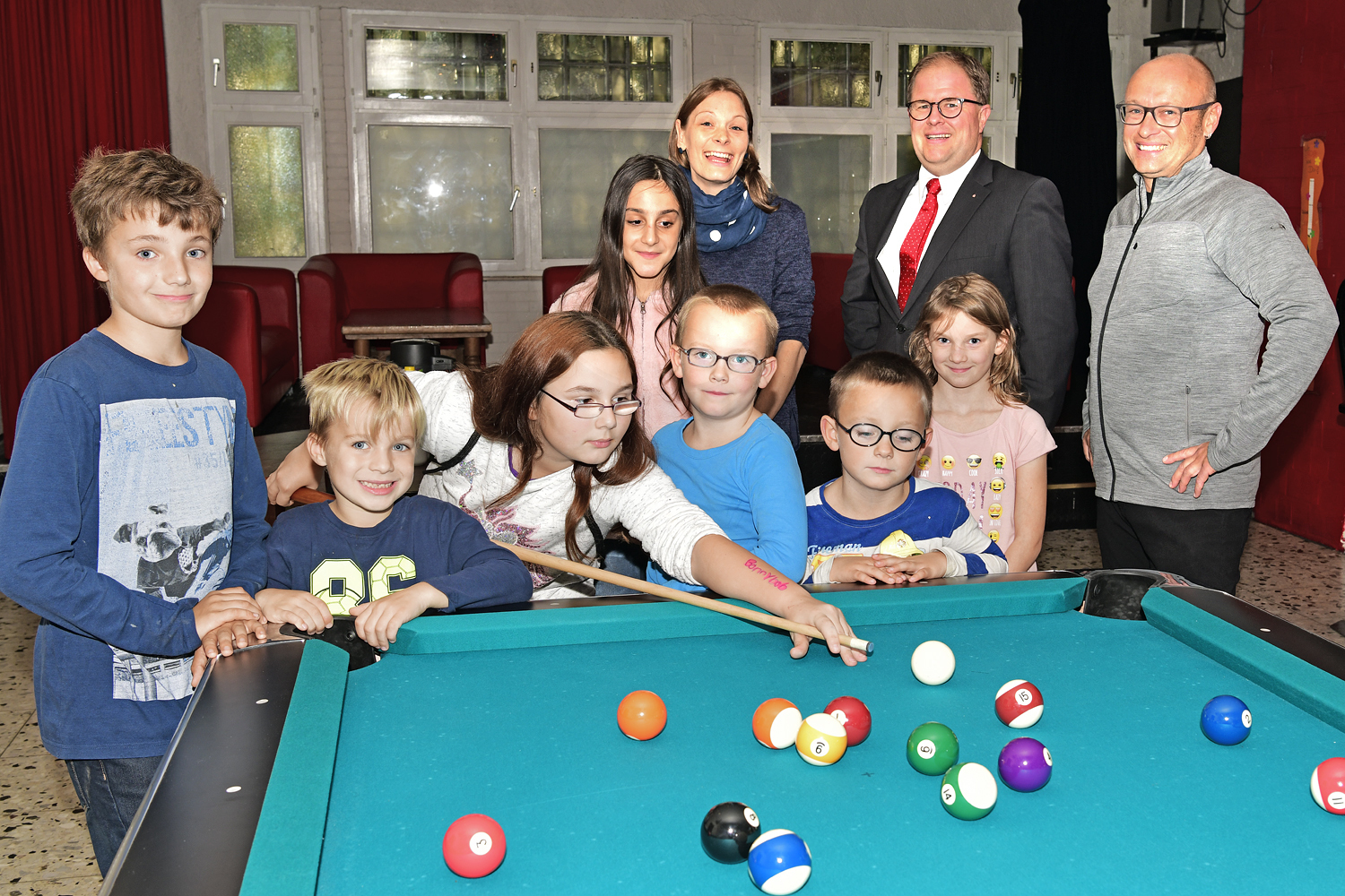 Dank des Fördervereins und der Sparkasse kann man im Maxus nun auch Billard spielen. Foto: Kariger