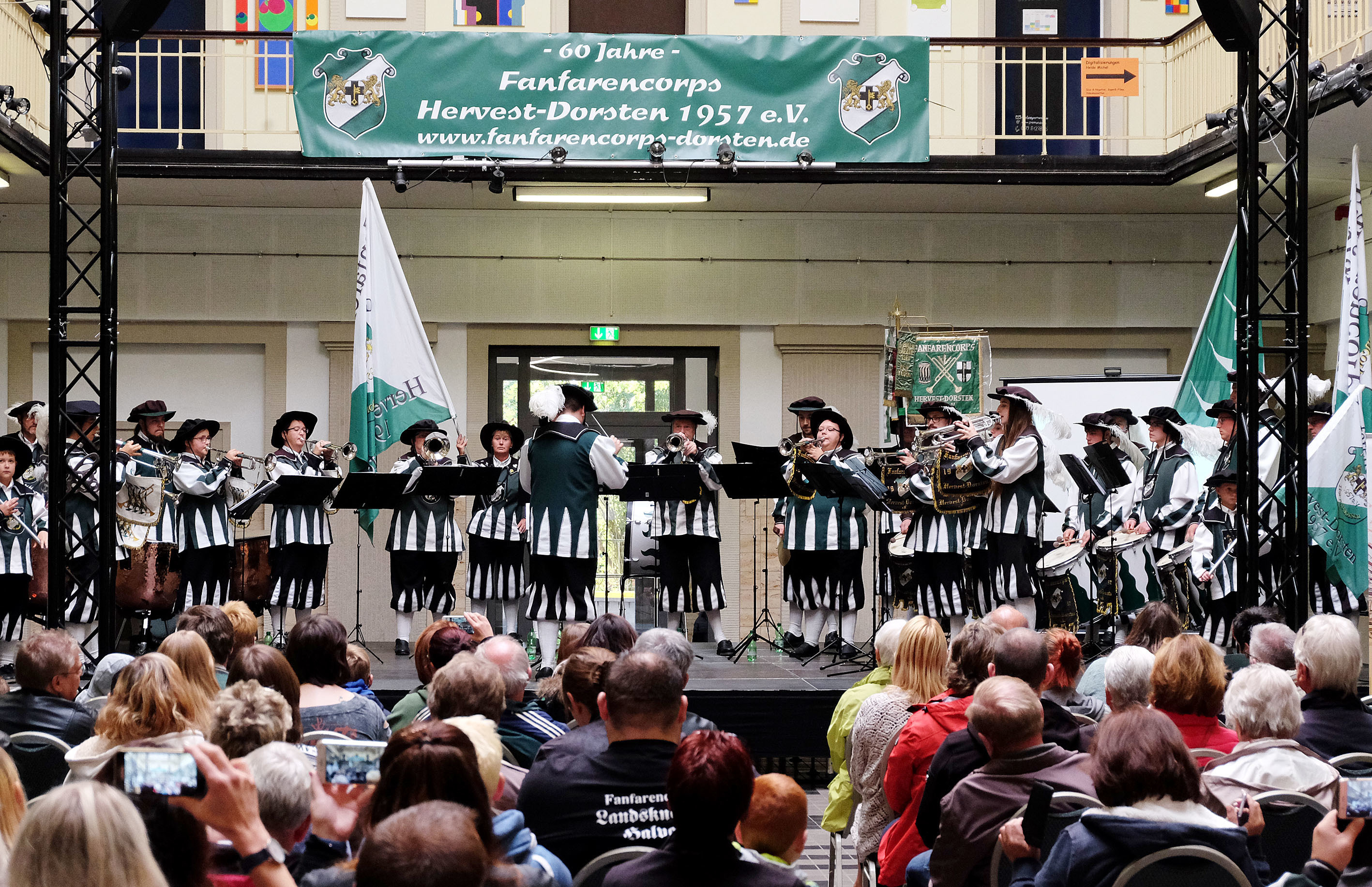 Ausrichter der Qualifikation für Spielmanns-, Fanfarenzüge und Blasorchester des Landesmusikverbandes NRW zur Deutschen Meisterschaft war das Fanfarencorps Hervest Dorsten.