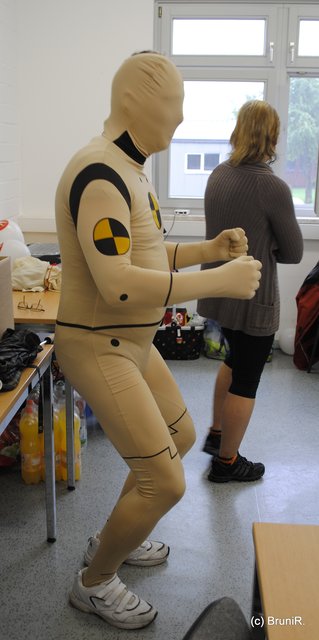 Einige kommen auch verkleidet... zum Fussball