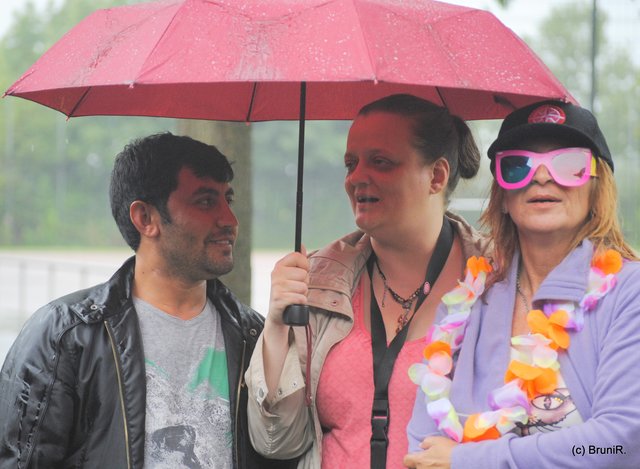 Fussball im Regen mit Flüchtlingen!