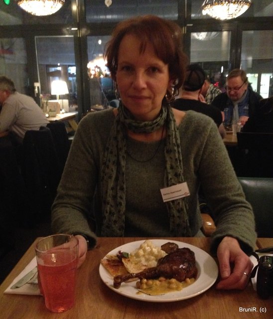 Sarina freut sich auch...