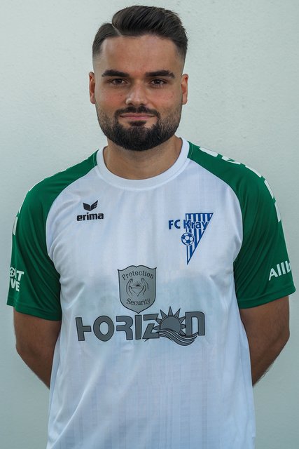Fatmir Ferati gelang ein klasse Freistoß, der jedoch von Sterkrades Keeper Marcel Dietz gestoppt wurde.