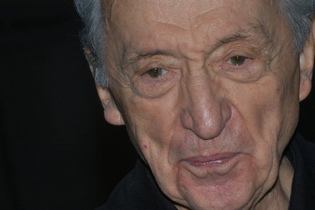 Pierre Soulages wird 99 Jahre alt.