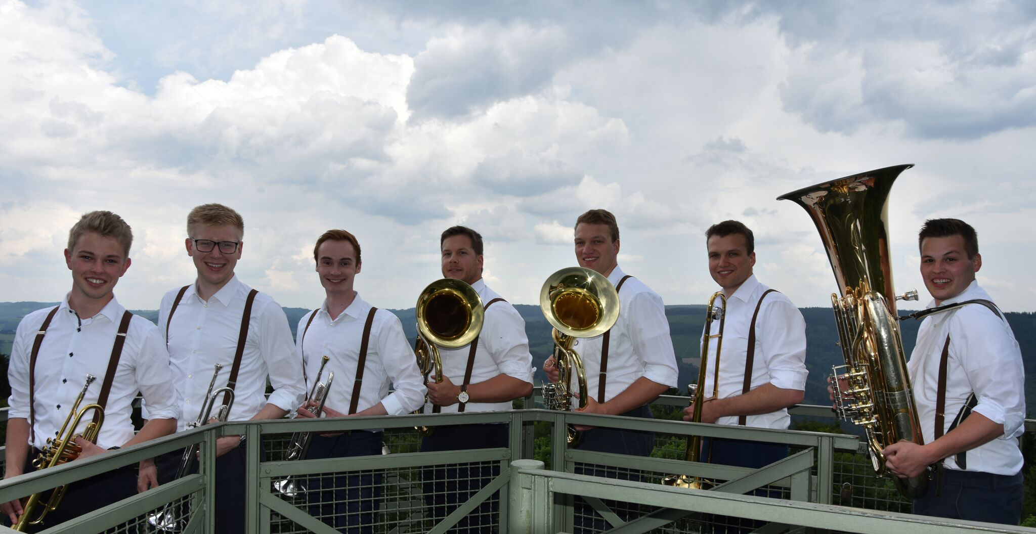 Die Musiker von "wellBlech" präsentieren moderne Blasmusik.