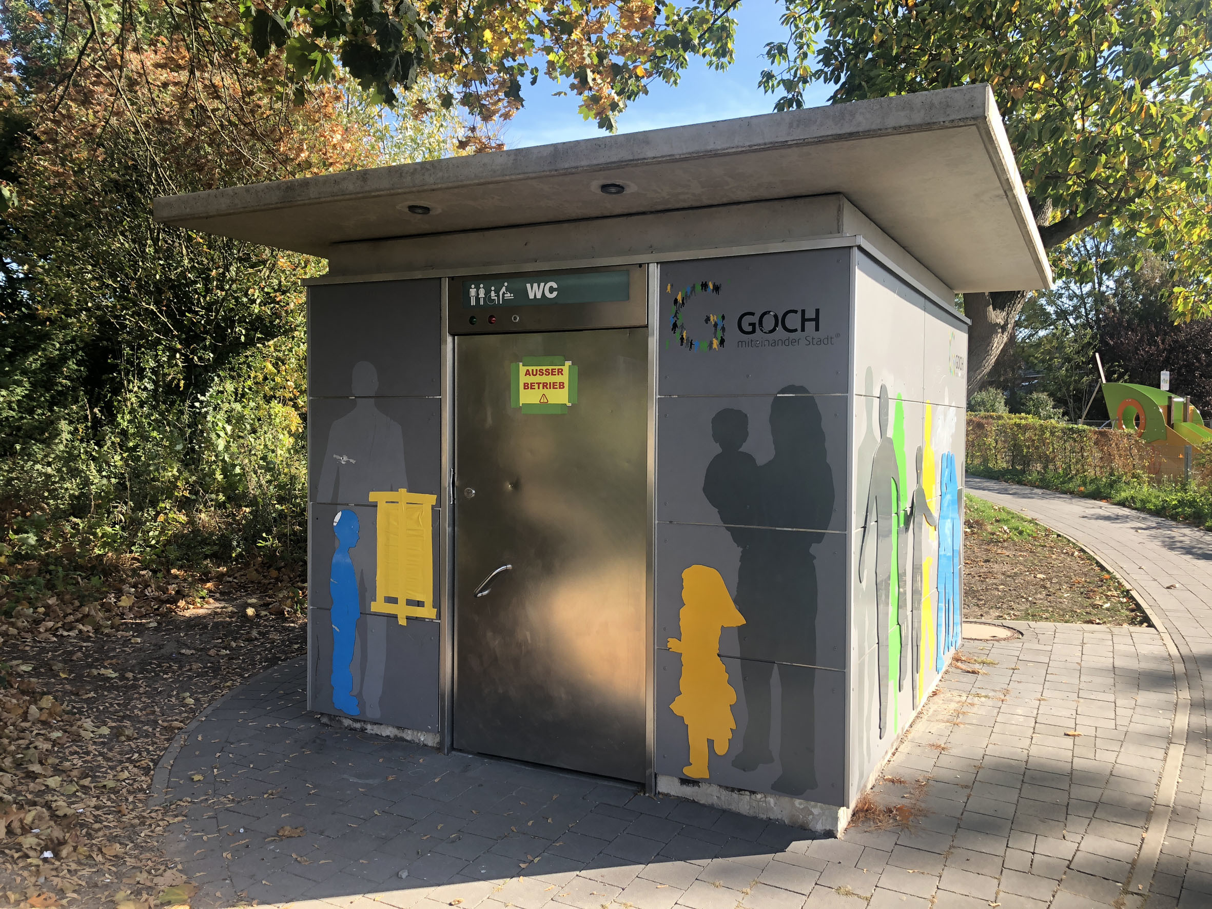 Die Toilette an der Nierswelle ist wieder gesperrt.