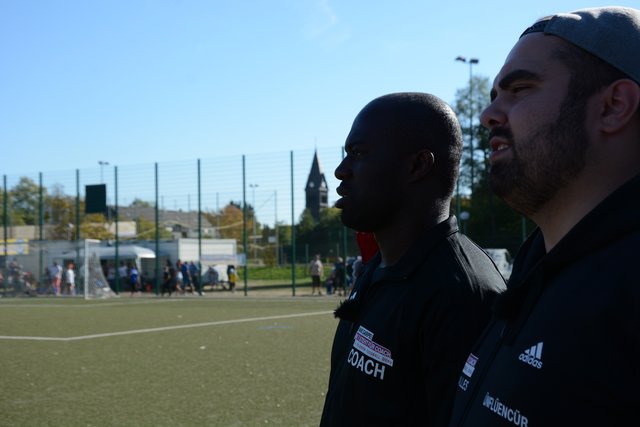 Kritische Blicke gab es aber auch... Foto: Christian Schaffeld