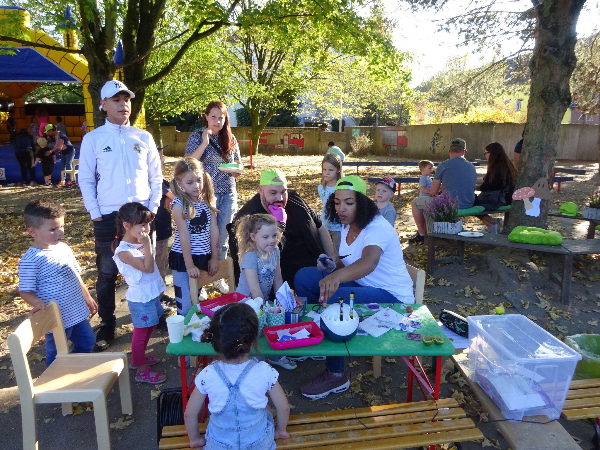 Herbstfest der SKFM-Kita Krummstraße war ein voller Erfolg - Monheim am
